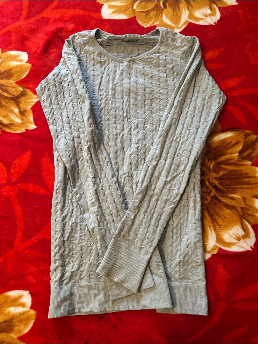 Athleta Long Sleeve Top